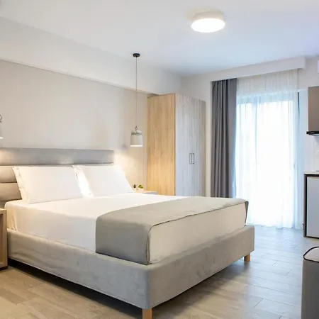 Kn Ionian 4*