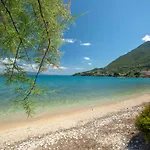 Kn Ionian
