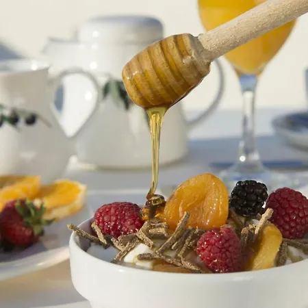 Kn Ionian Lejlighedshotel